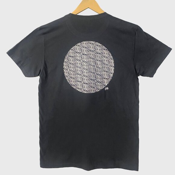 *Never used* Modern Pattern Charcoal Tee - LuCo - Picture 3 of 4